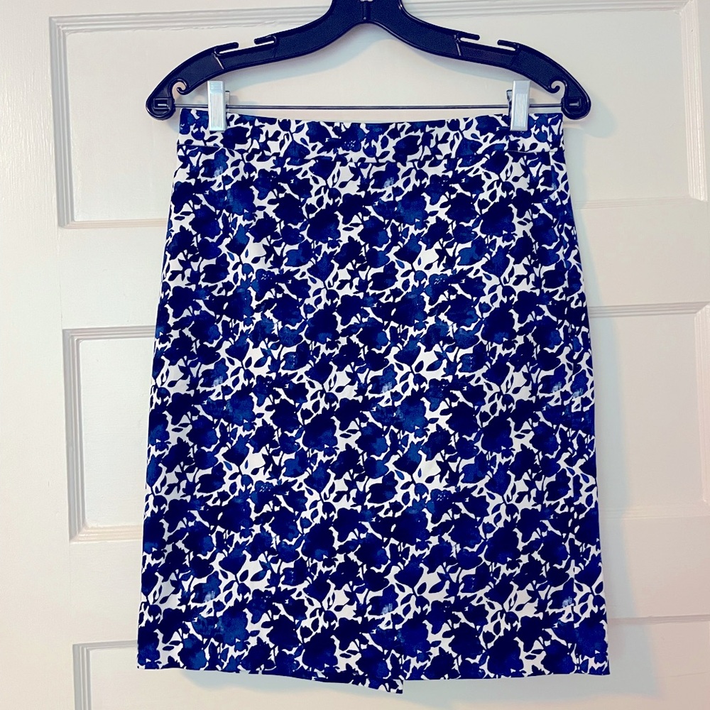 J. Crew Floral Pencil Skirt - Like New! Size 2